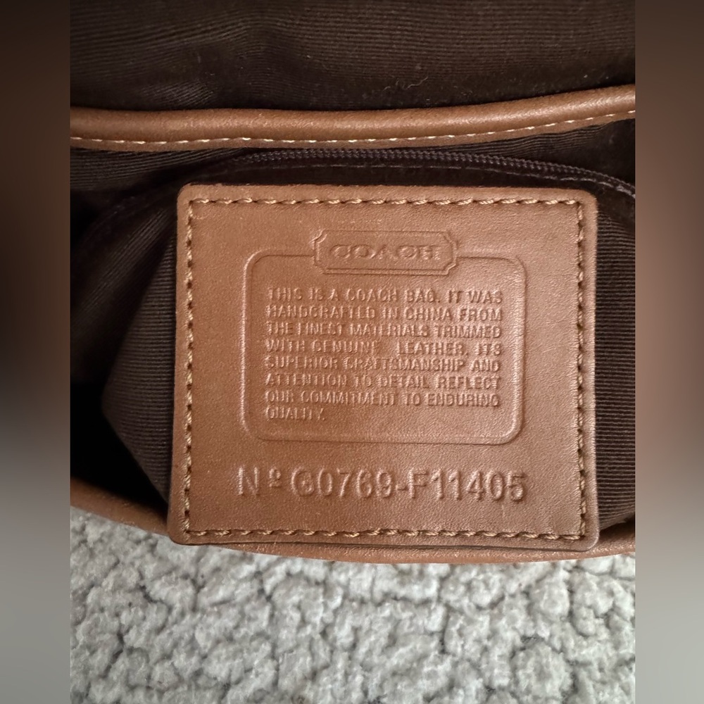 Coach Y2K Soho Signature Canvas Suede Studded Rivets Bag With Matching Wristlet - Picture 9 of 17
